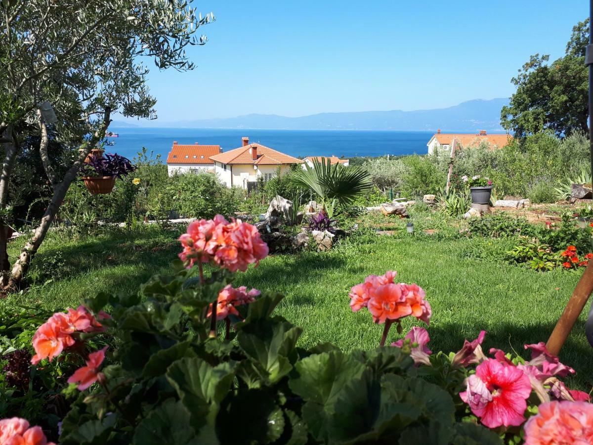 Apartment Lucija Kostrena Dış mekan fotoğraf